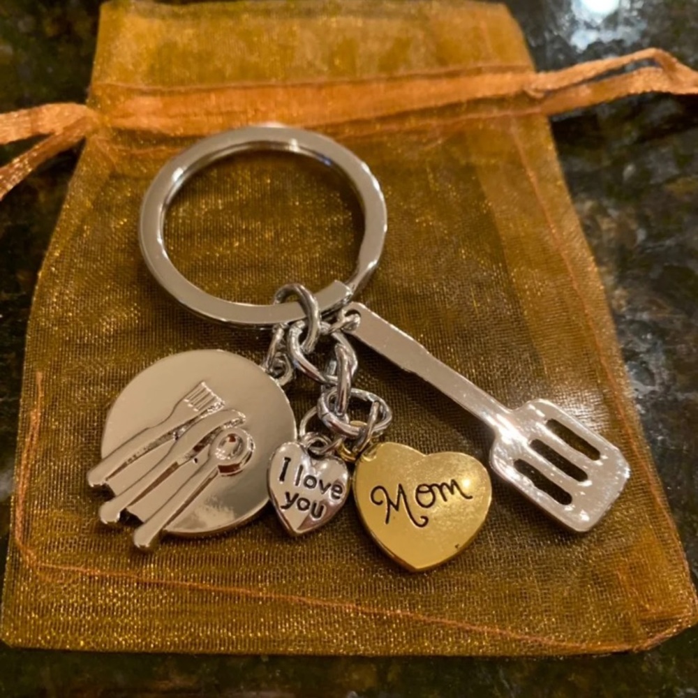 💞3for$20💞Keychain for mom